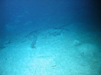 Wreckage on seabed in vicinity of Sydney hull