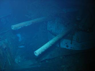Y turret with tubing from forward funnel lying on top