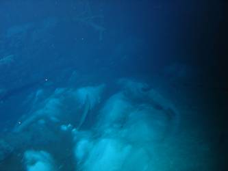 Wreckage on seabed near forward part of ship