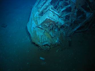 Aft searchlight platform