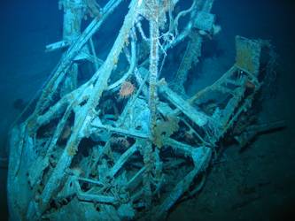 Aft searchlight platform