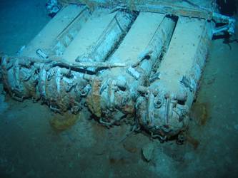 End caps of torpedo tubes