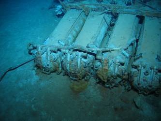 End caps of torpedo tubes